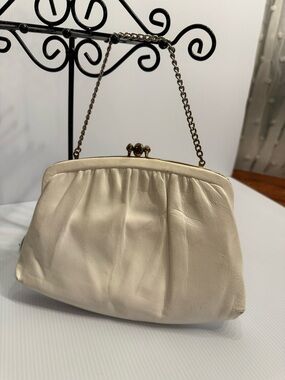 Vintage Cream Leather Clutch